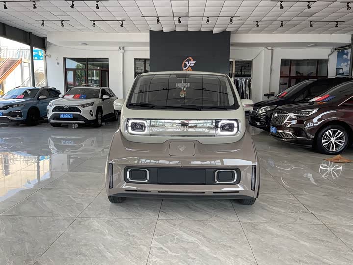 Baojun KiWi EV, 2023 — фото 2 из 9