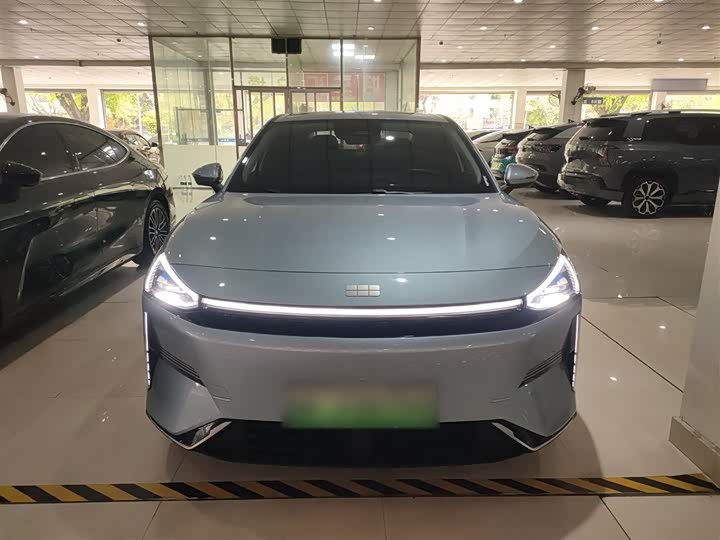 Geely Galaxy L6, 2024 — фото 3 из 9