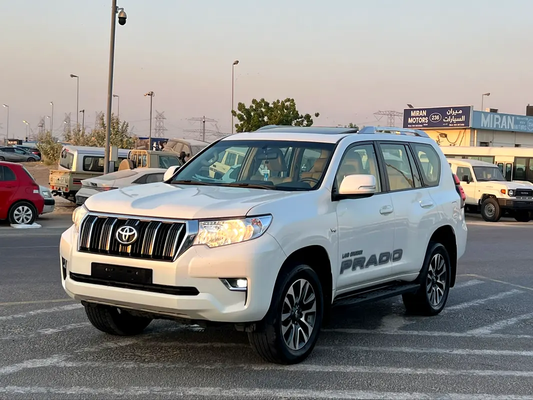 Toyota Prado, 2022 — фото 2 из 10