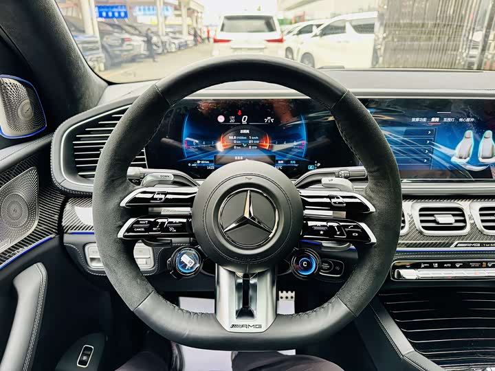 Mercedes-Benz GLS-Class AMG, 2026 — фото 8 из 9