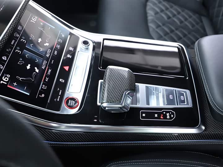 Audi SQ7, 2024 — фото 8 из 9