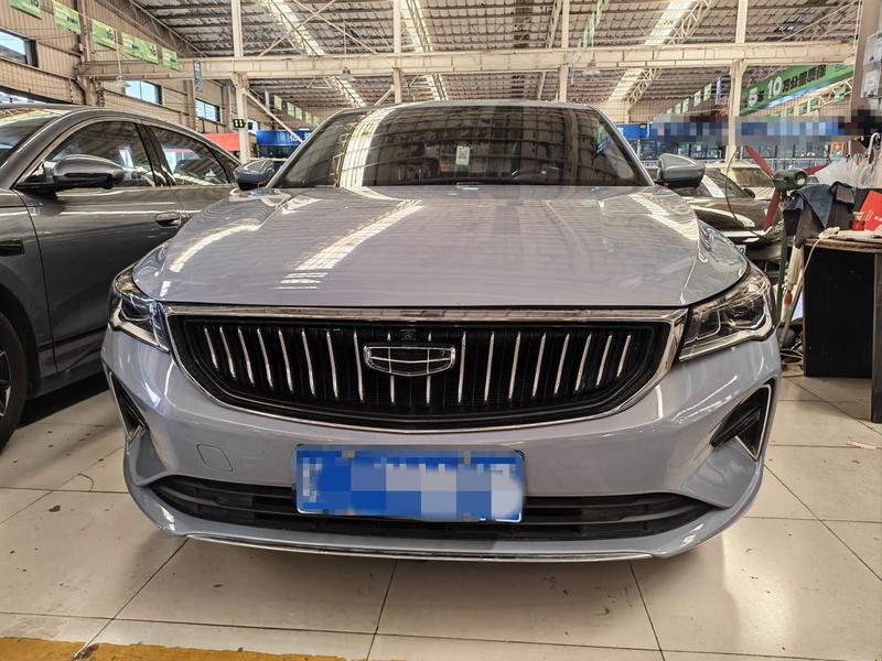 Geely Emgrand, 2023 — фото 2 из 10