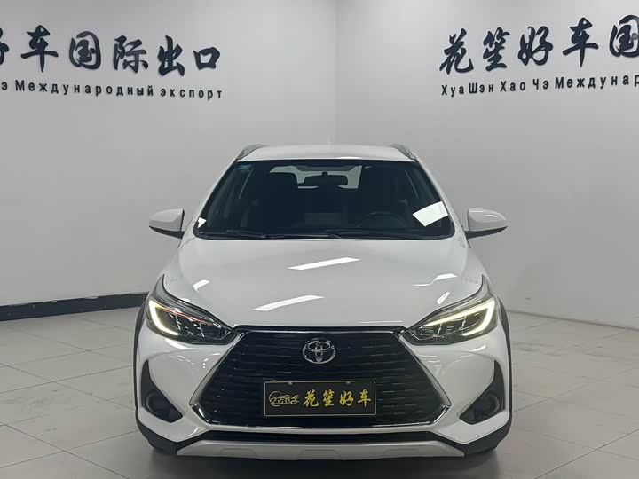 Toyota Yaris L Hatchback, 2022 — фото 2 из 9