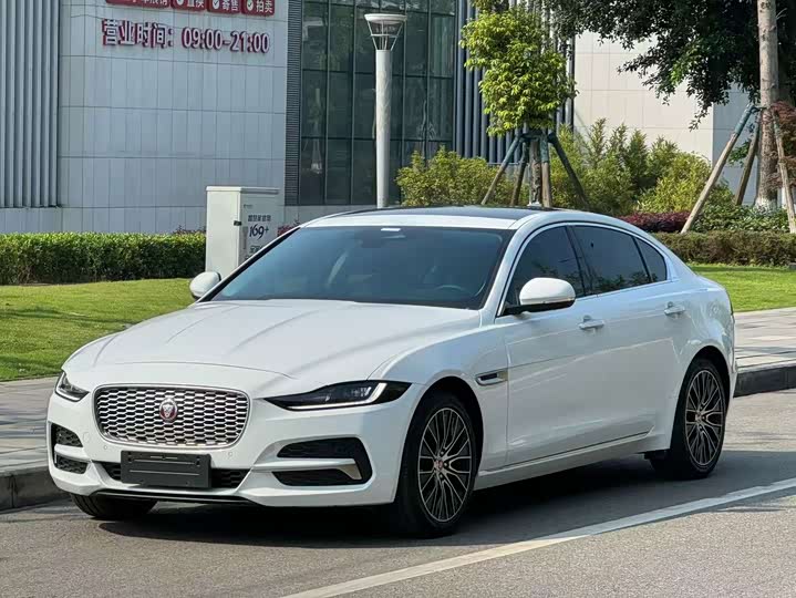 Jaguar XE L, 2022 — купить в Санкт-Петербурге под ключ
