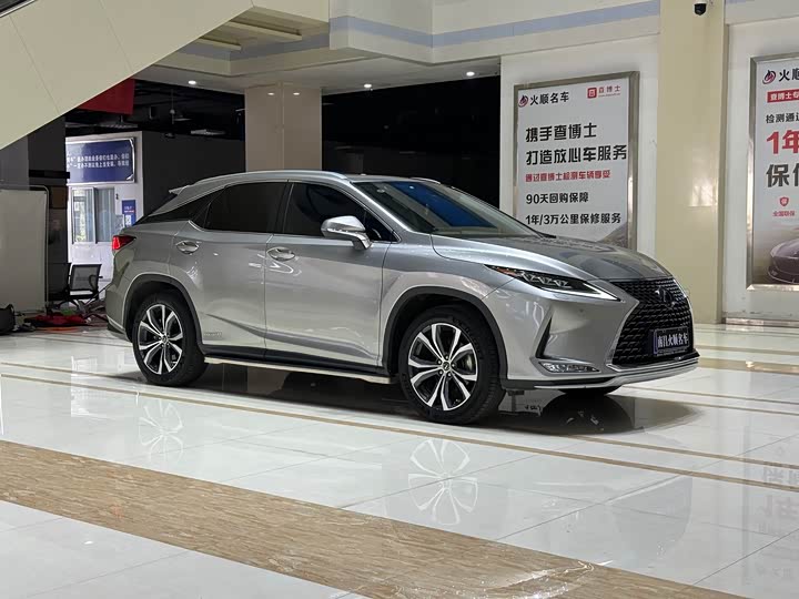 Lexus RX, 2022 — фото 4 из 12