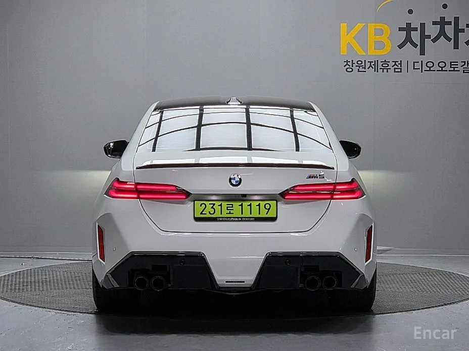 BMW M5, 2025 — фото 4 из 12