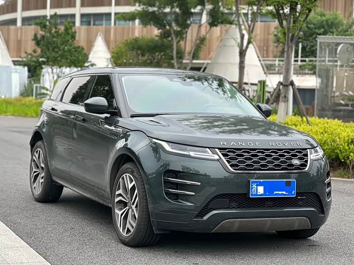 Land Rover Range Rover Evoque L, 2023 — фото 3 из 9