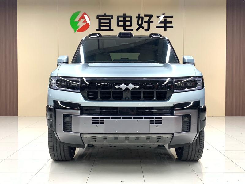 BYD FangChengBao Leopard 8, 2024 — фото 2 из 12