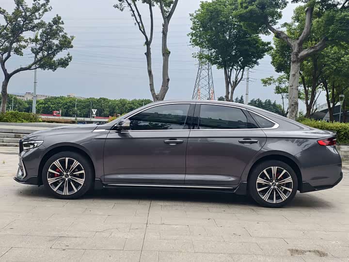 Geely Preface, 2025 — фото 4 из 9