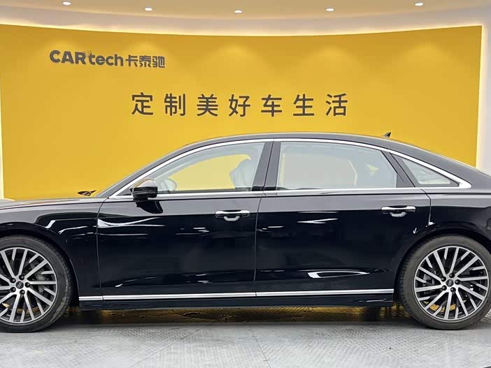 Audi A8, 2023 — фото 7 из 9