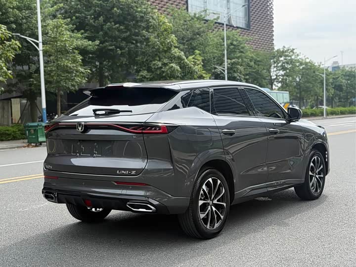 Changan UNI-Z Hybrid, 2024 — фото 4 из 9
