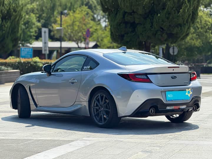 Subaru BRZ, 2023 — фото 6 из 9