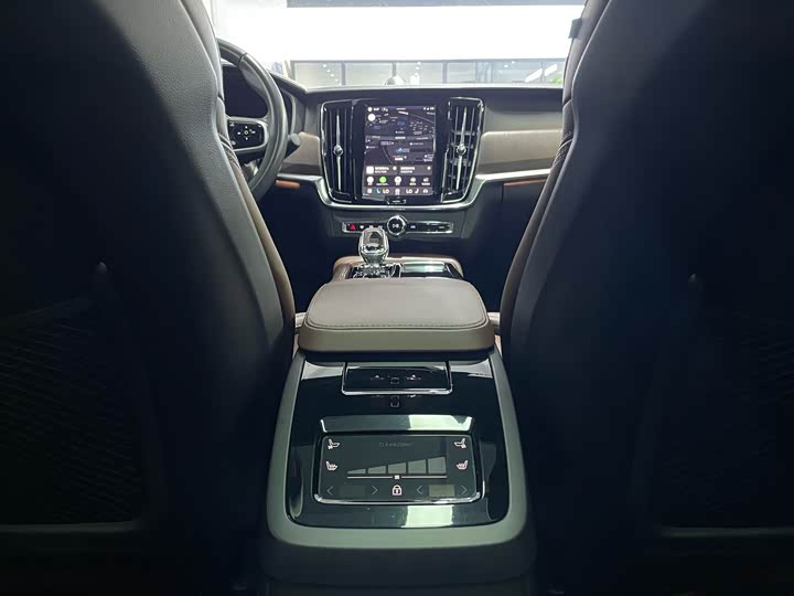 Volvo S90 Hybrid, 2021 — фото 9 из 9