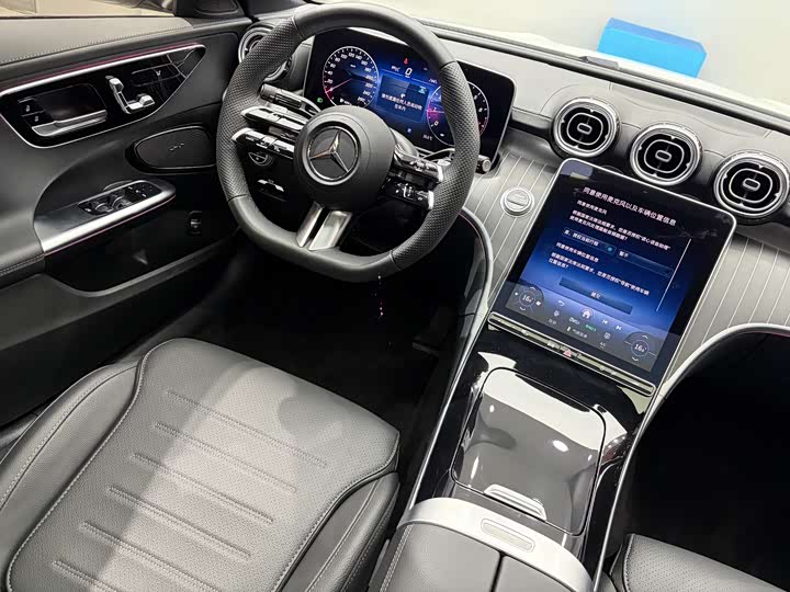 Mercedes-Benz C-Class, 2025 — фото 8 из 9