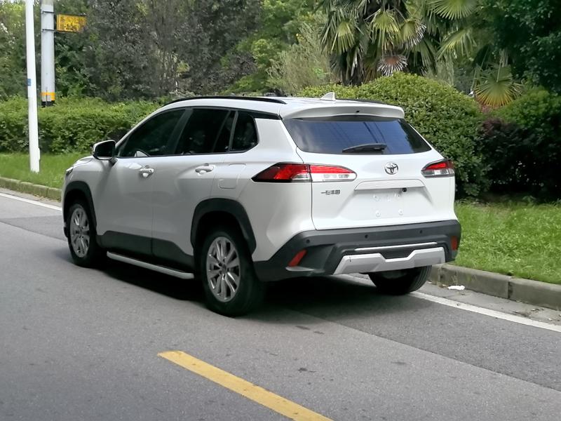 Toyota Corolla Cross, 2024 — фото 5 из 12