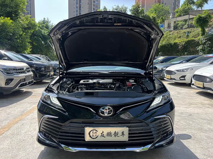 Toyota Camry, 2023 — фото 4 из 9