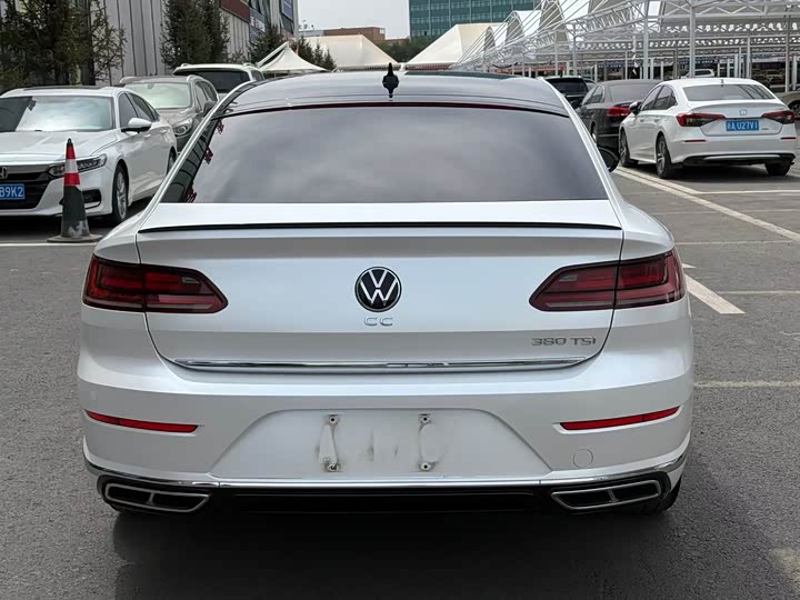 Volkswagen CC, 2022 — фото 8 из 9
