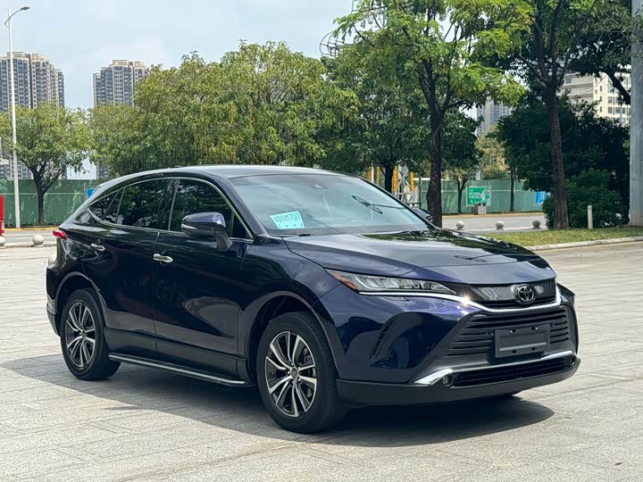 Toyota Harrier, 2022 — фото 2 из 9