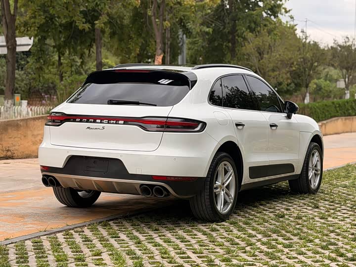 Porsche Macan, 2021 — фото 6 из 9