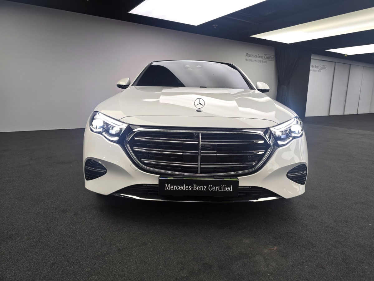 Mercedes-Benz E-Class, 2025 — фото 3 из 12