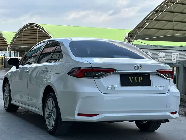 Toyota Corolla, 2023 — фото 4 из 9