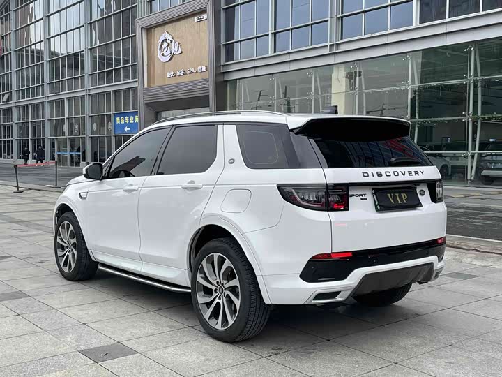 Land Rover Discovery Sport Hybrid, 2022 — фото 10 из 12
