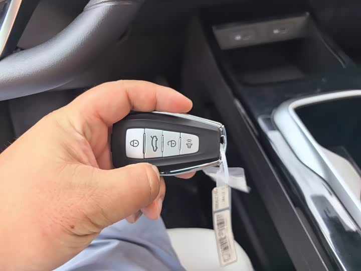 Geely Geometry E Firefly, 2023 — фото 9 из 9