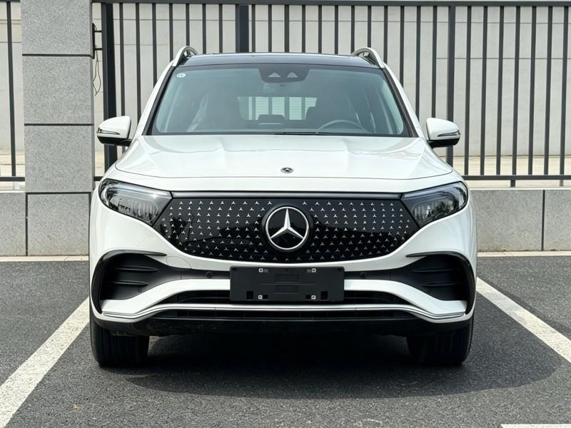 Mercedes-Benz EQB, 2026 — фото 2 из 10