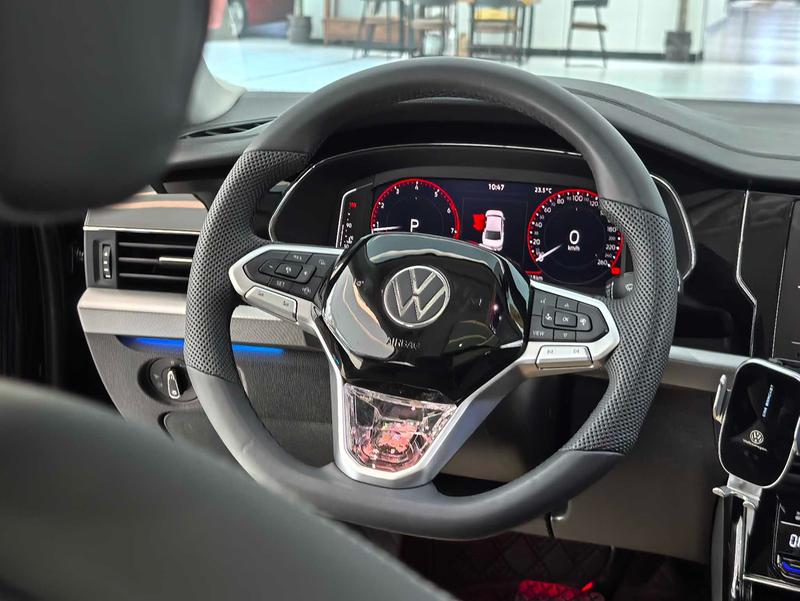 Volkswagen Passat, 2025 — фото 12 из 12