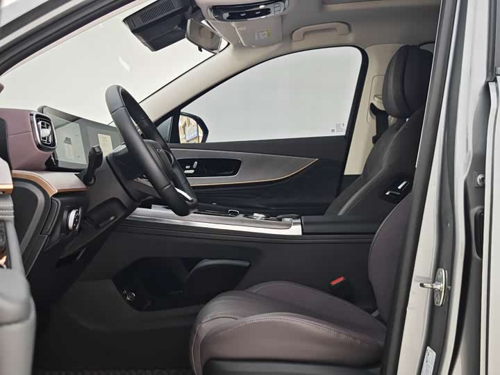 Chery Tiggo 9 Hybrid, 2024 — фото 7 из 9