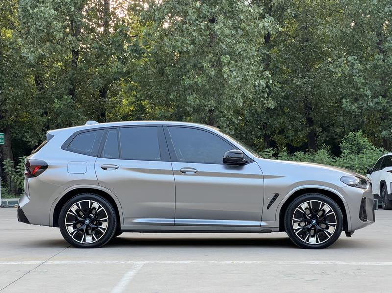 BMW iX3, 2022 — фото 8 из 12