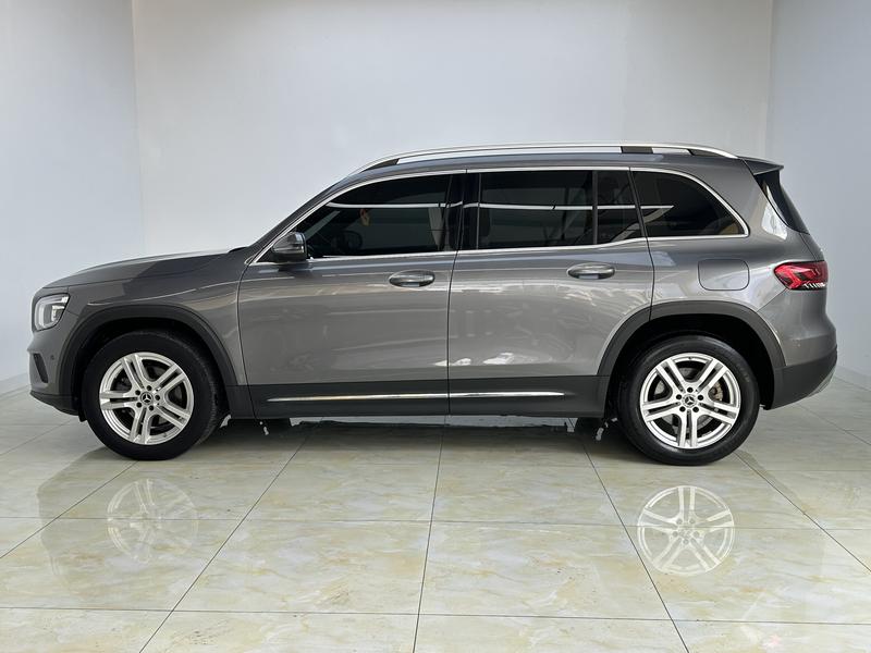 Mercedes-Benz GLB-Class, 2023 — фото 4 из 12