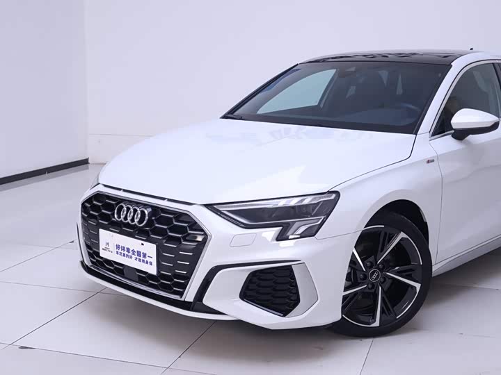 Audi A3, 2023 — фото 3 из 9
