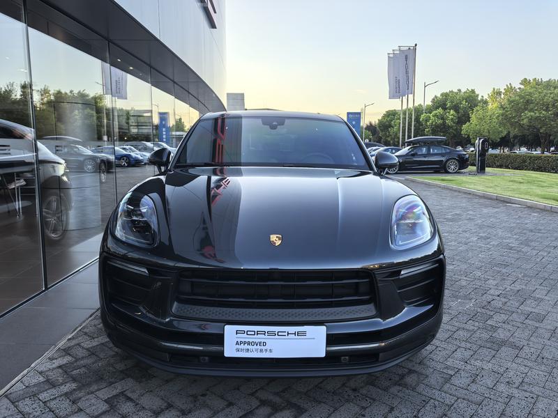 Porsche Macan, 2024 — фото 2 из 9