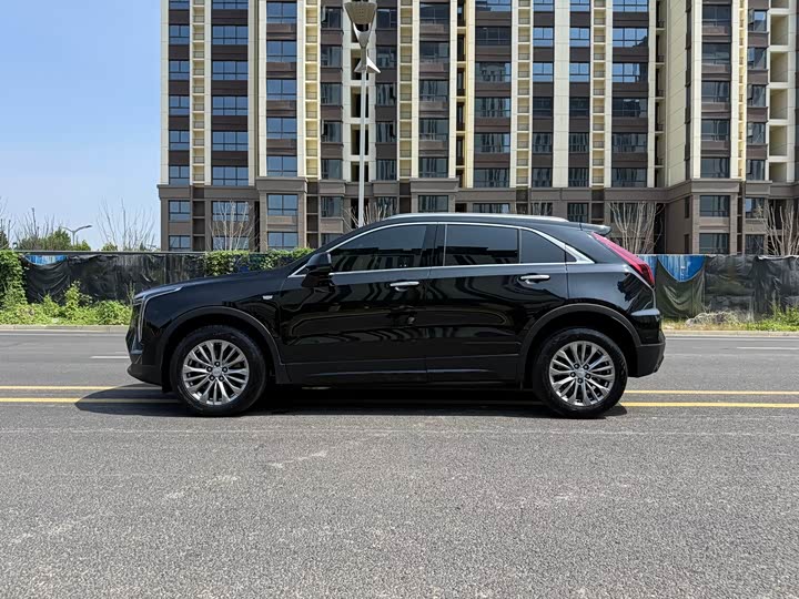 Cadillac XT4, 2025 — фото 4 из 9