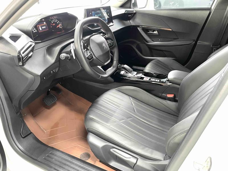 Peugeot 2008, 2023 — фото 11 из 12