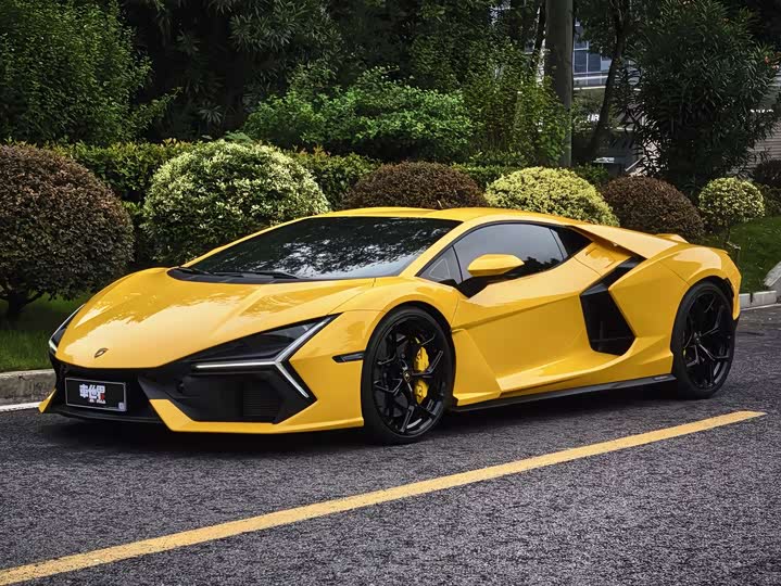 Lamborghini Revuelto, 2025 — фото 2 из 3