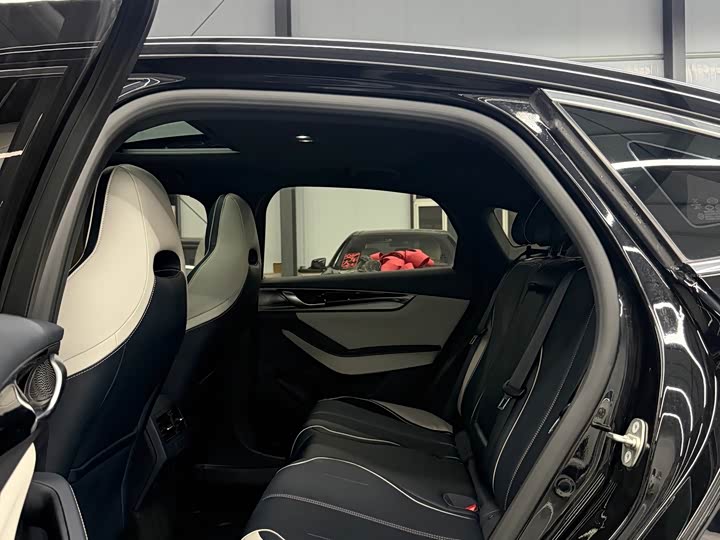 BYD Qin Plus, 2022 — фото 4 из 9