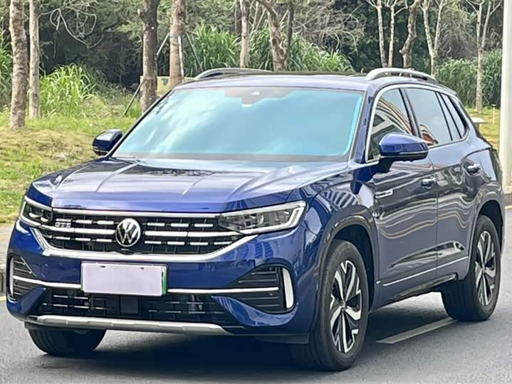 Volkswagen Tayron GTE Hybrid, 2022 — фото 2 из 9