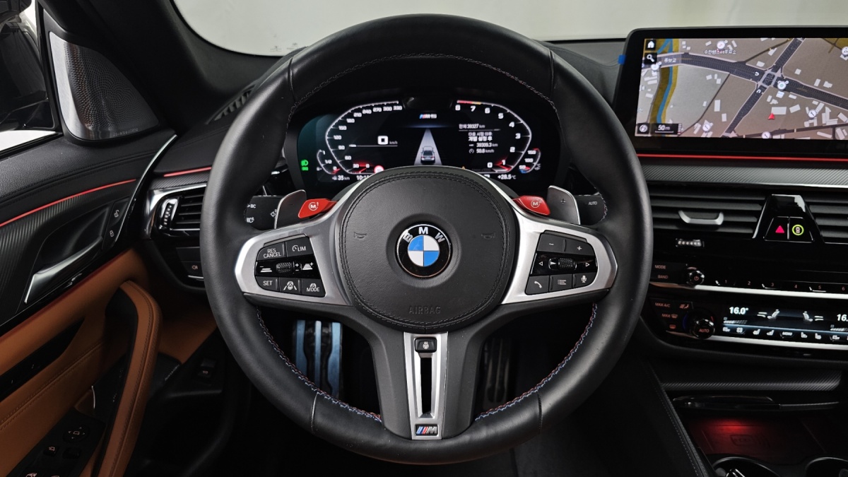 BMW M5, 2022 — фото 12 из 12