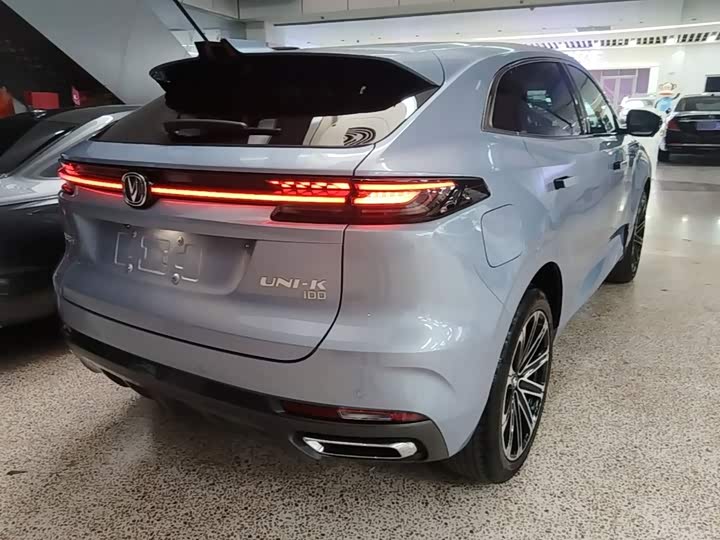 Changan UNI-K Hybrid, 2022 — фото 7 из 9