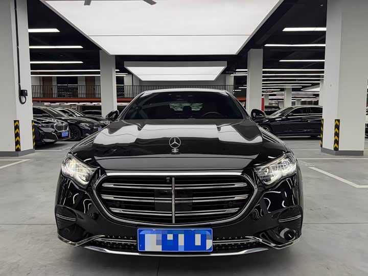 Mercedes-Benz E-Class, 2024 — фото 2 из 9