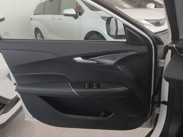 Changan Eado Plus, 2025 — фото 7 из 9