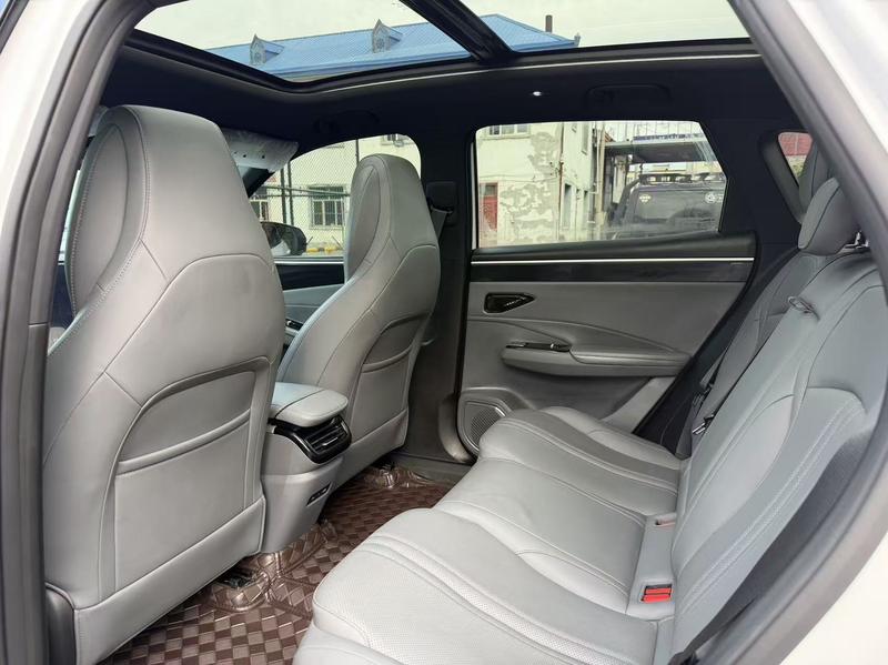 Geely Galaxy L7, 2025 — фото 9 из 10