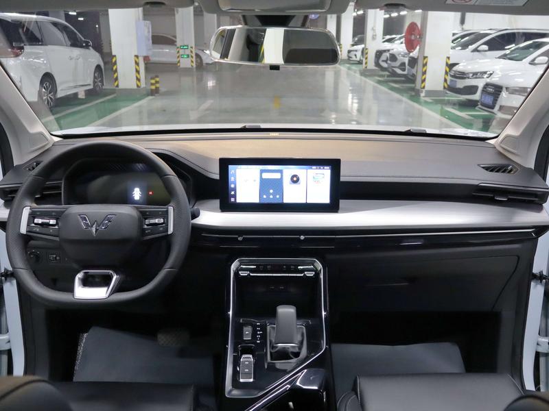 Wuling Asta, 2022 — фото 7 из 12