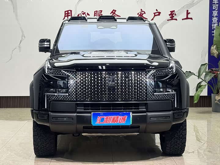 BYD Yangwang U8, 2024 — фото 2 из 9