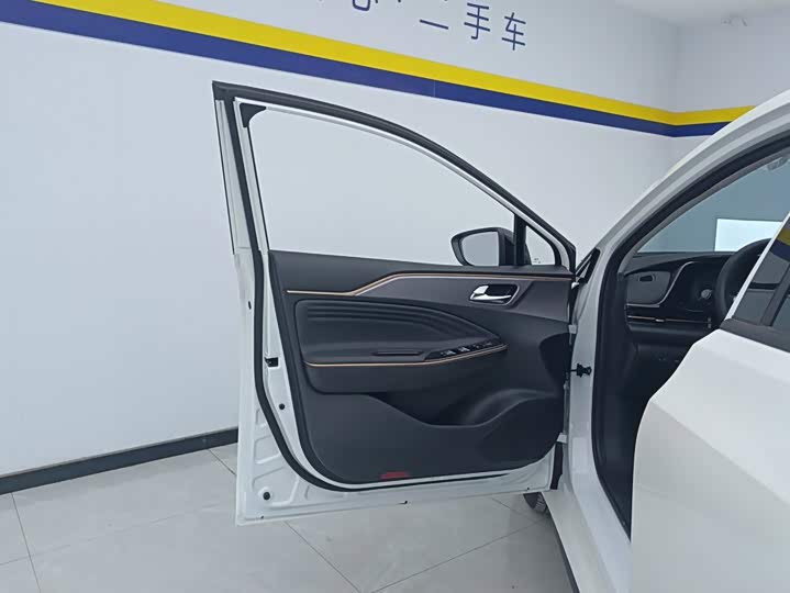 GAC Aion S Plus, 2025 — фото 7 из 9