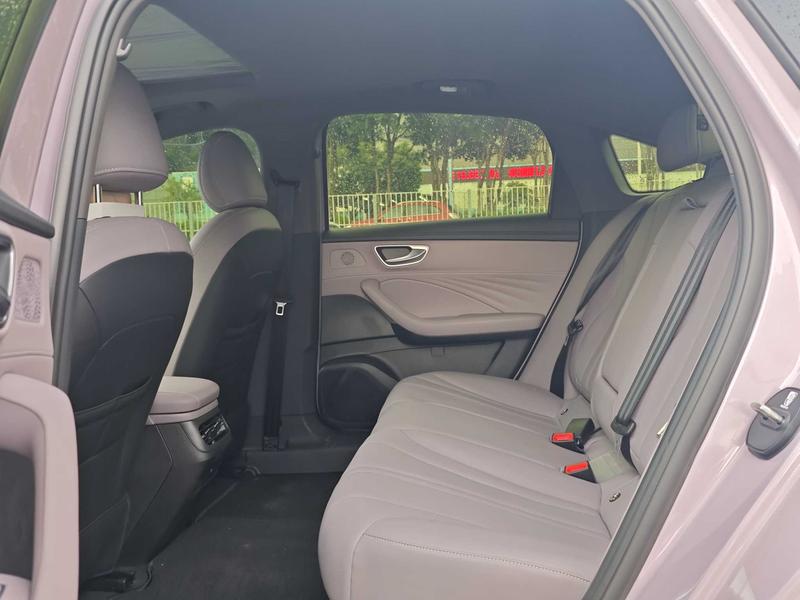 Roewe M7 DMH, 2025 — фото 10 из 11