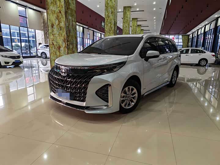 Toyota Granvia, 2025 — купить в Брянске под ключ