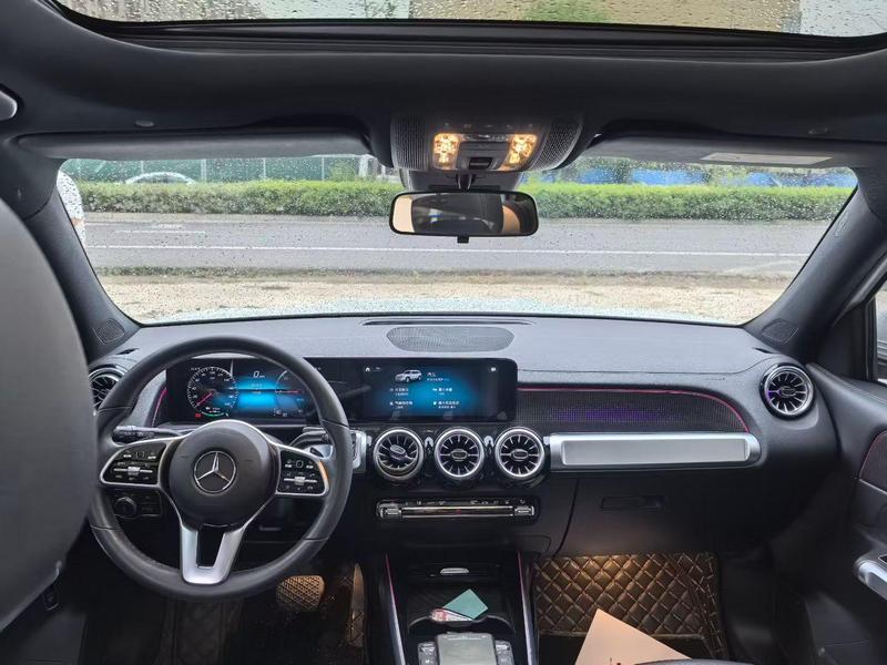 Mercedes-Benz EQB, 2022 — фото 7 из 11